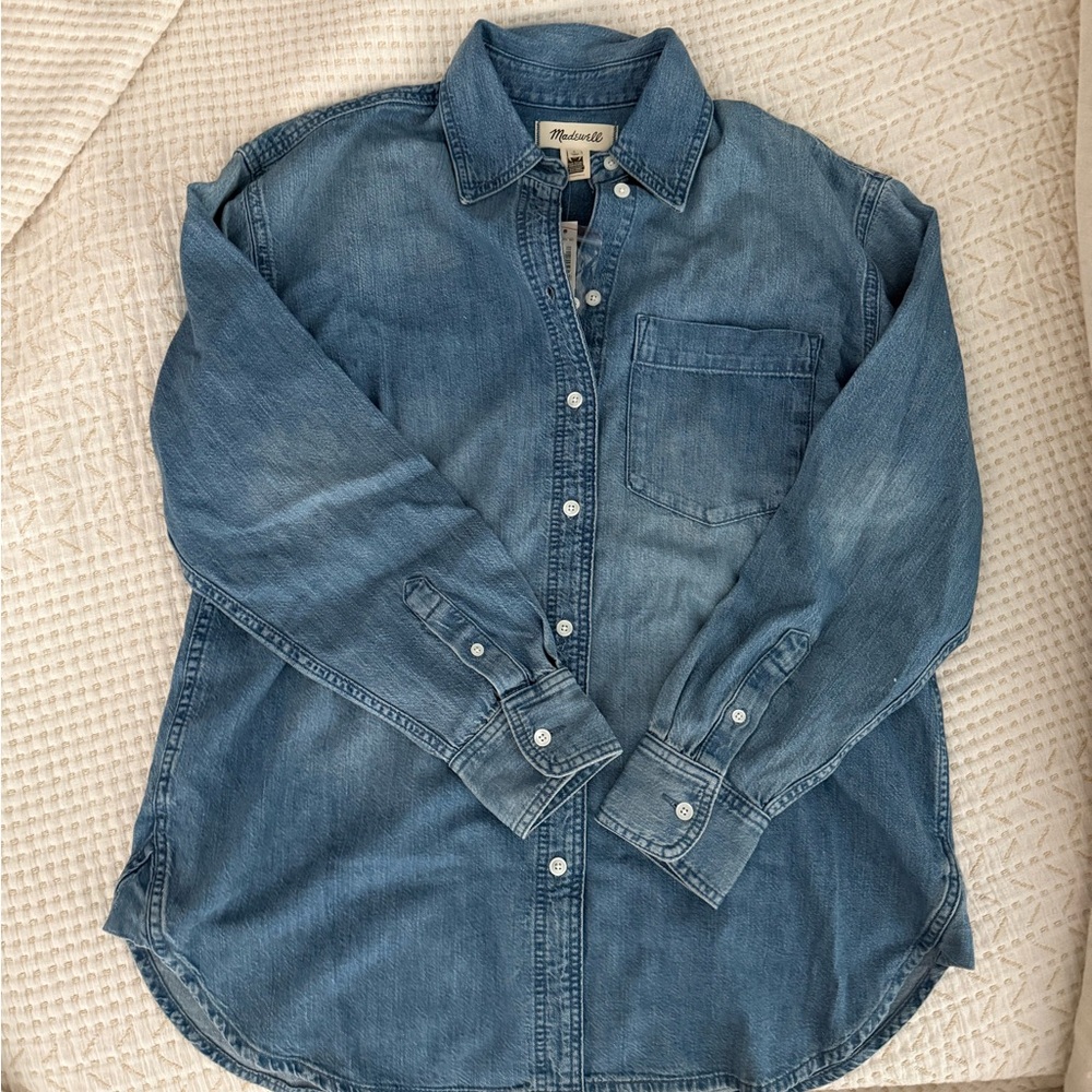 Madewell Denim Oversized Button-Up Shirt in Marnie Wash